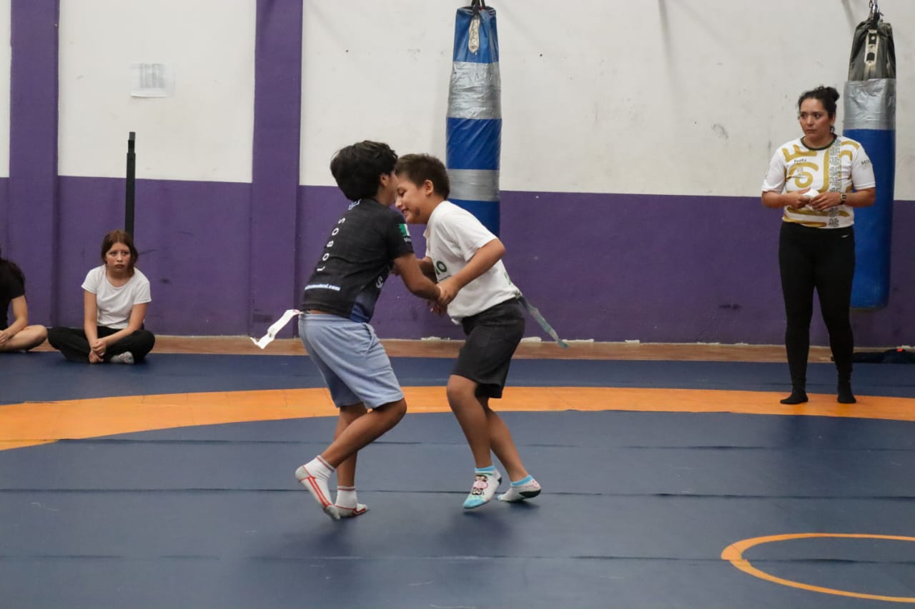 Concluye taller vacacional de luchas asociadas en Morelos