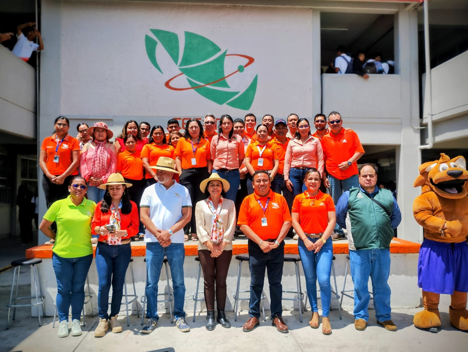 Impulsa Sedagro vinculación con jóvenes del CECyTE para fortalecer el campo