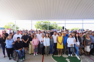 Construye Gobierno de Morelos “La tierra que nos une” una sociedad inclusiva con entrega de auxiliares auditivos Construye Gobierno de Morelos “La tierra que nos une” una sociedad inclusiva con entrega de auxiliares auditivos