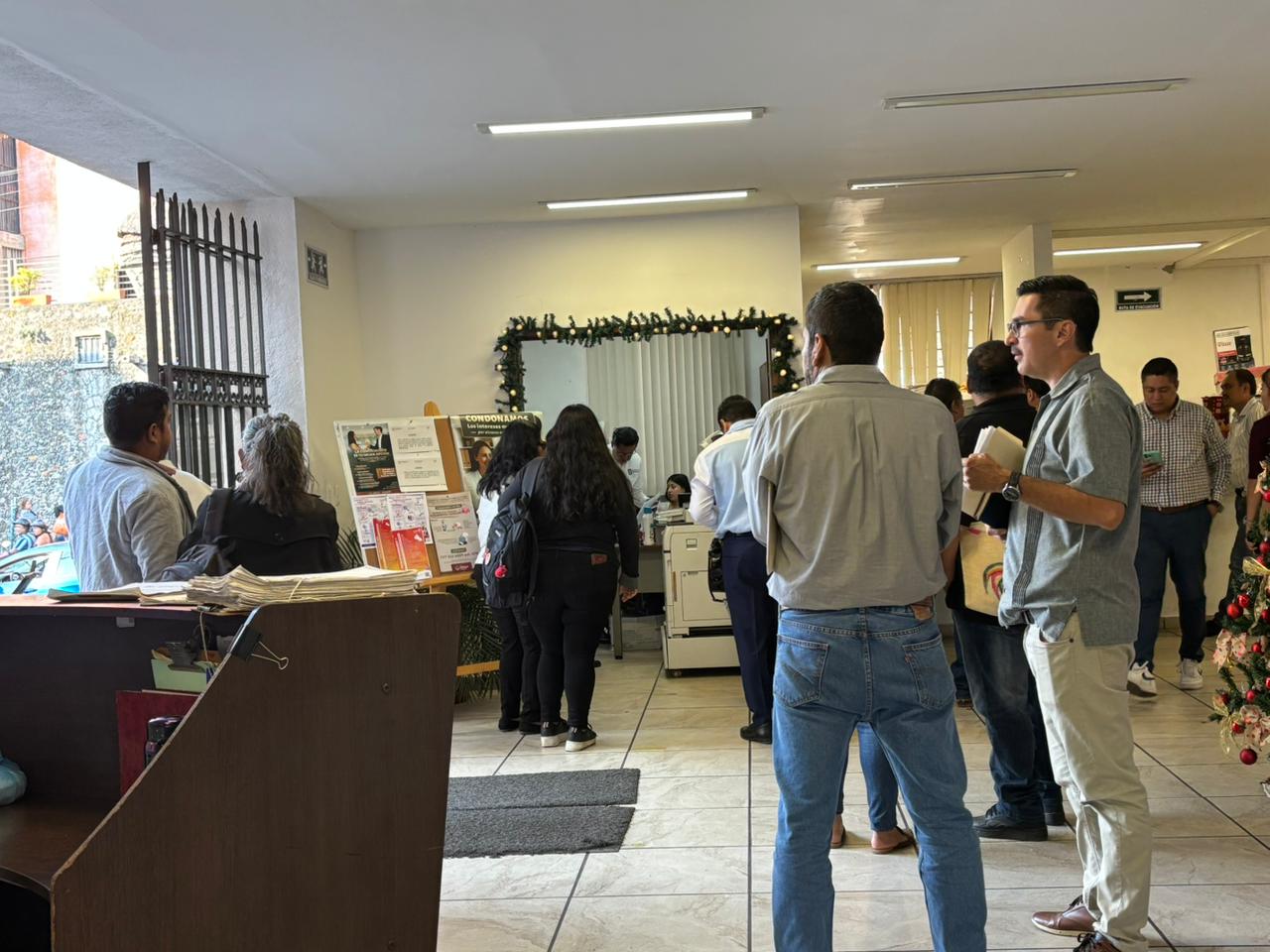 Formaliza TECyA pago de prima de antigüedad a docentes jubilados