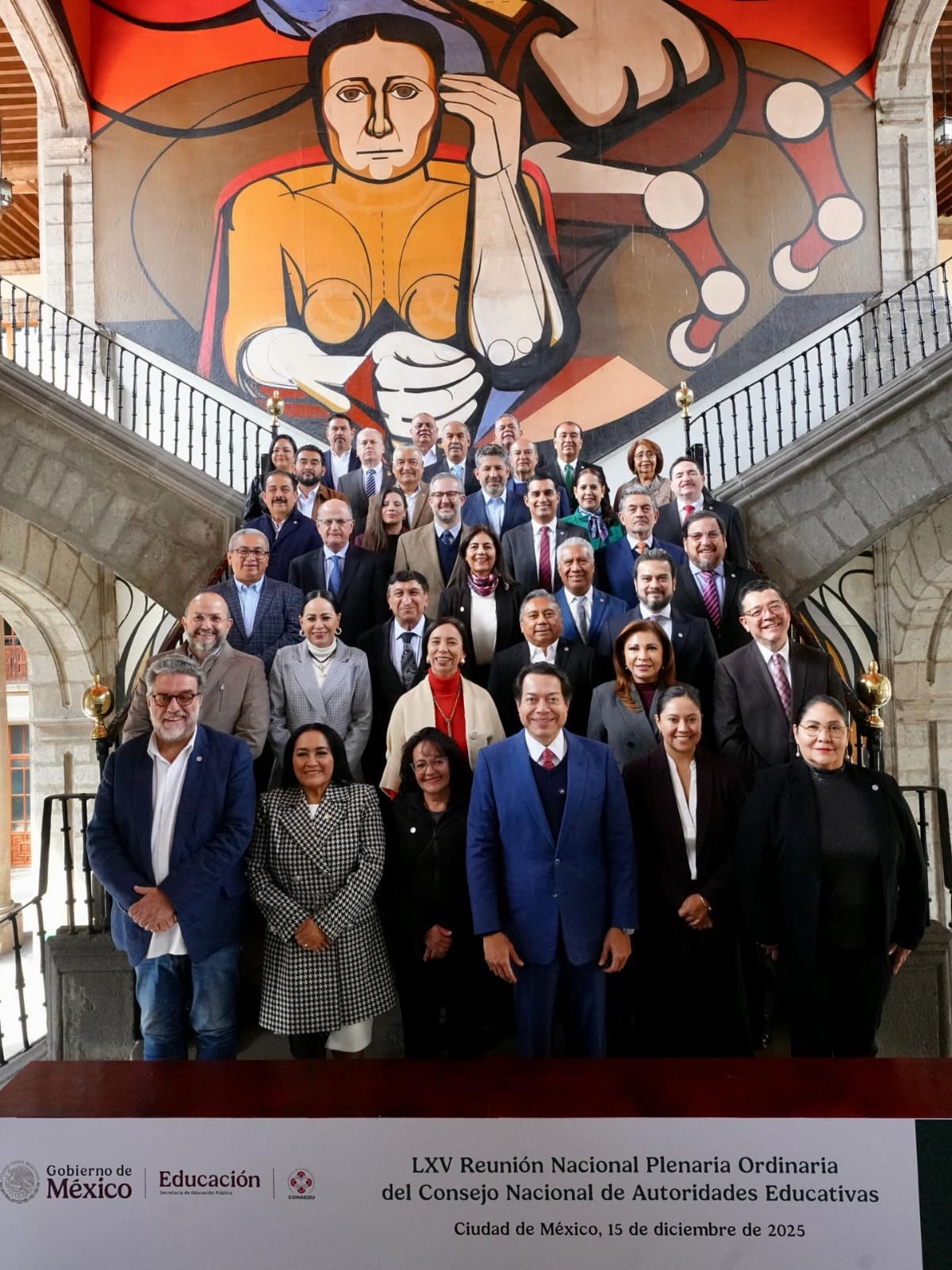 Recibe Gobierno de Morelos reconocimiento de la SEP por destacar en implementación y seguimiento de la estrategia “Vive Saludable, Vive Feliz” Recibe Gobierno de Morelos reconocimiento de la SEP por destacar en implementación y seguimiento de la estrategia “Vive Saludable, Vive Feliz”