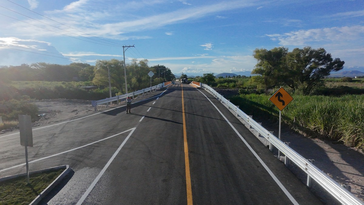 Alcanza Gobierno de “La tierra que nos une” cifra histórica en obra pública