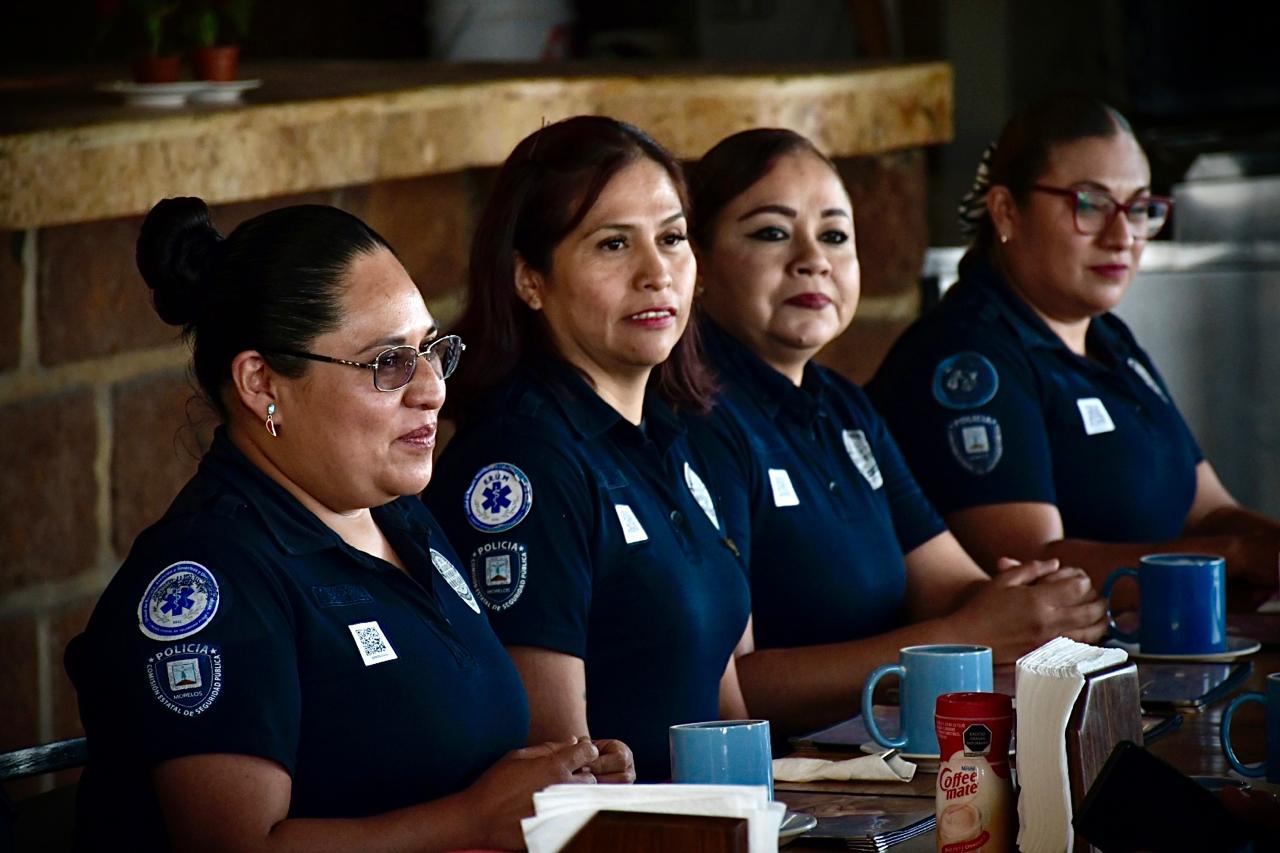 Reconoce SSPC labor de enfermeras y enfermeros del ERUM, que también forman parte de la dignificación policial Reconoce SSPC labor de enfermeras y enfermeros del ERUM, que también forman parte de la dignificación policial