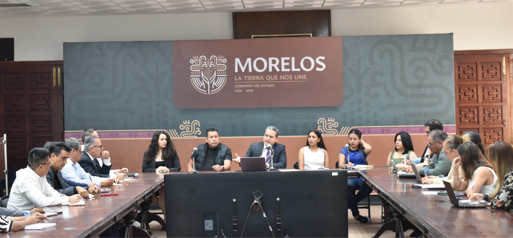 Consolida Contraloría coordinación con comisarías para reforzar la transparencia en Morelos