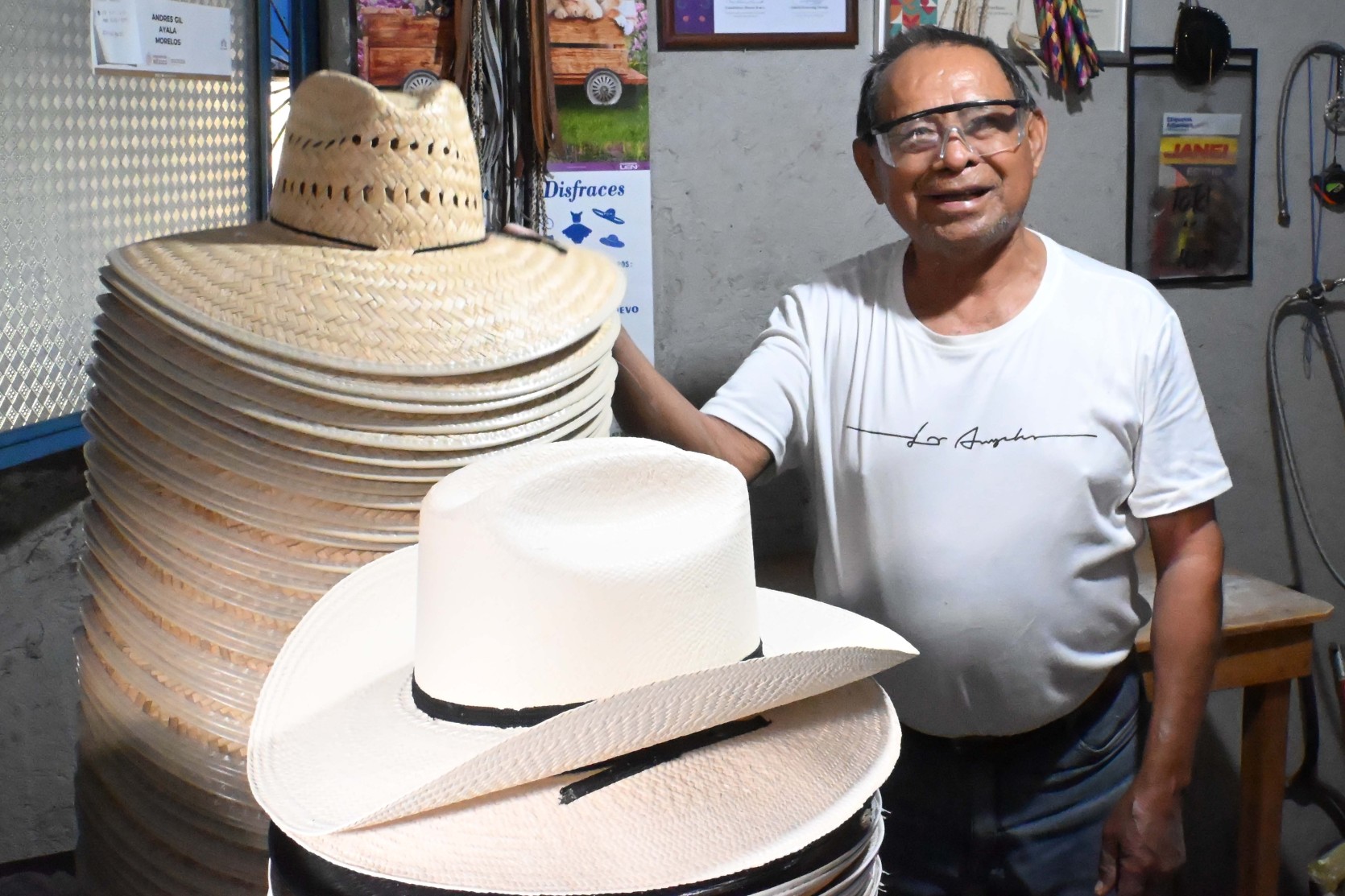 Beneficia Gobierno de Morelos a reconocido maestro artesano de Chinameca con el Programa Calmécac