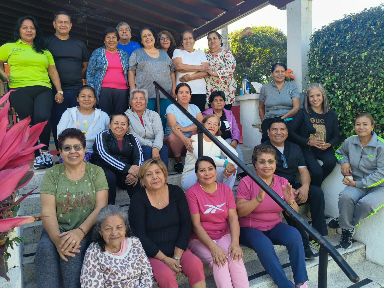 Aprenden asistentes a casa de día “El Tabachín” técnicas de meditación y terapia de sonido