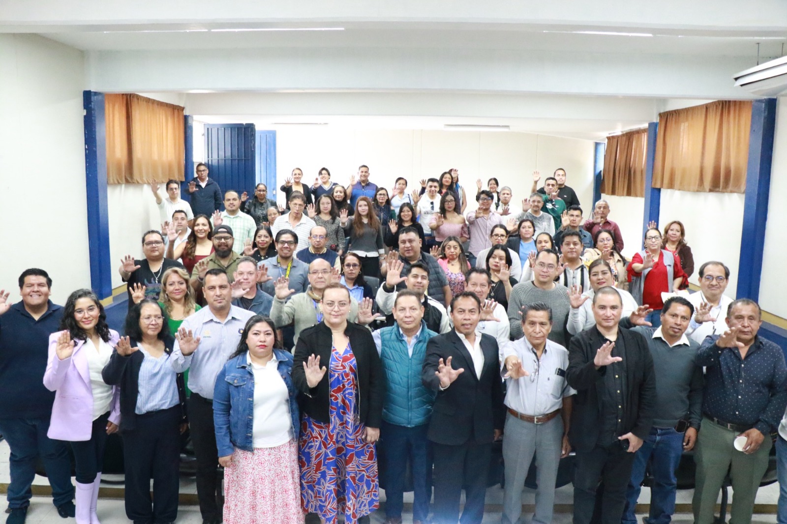 Refuerza Cobaem profesionalización de personal docente y administrativo