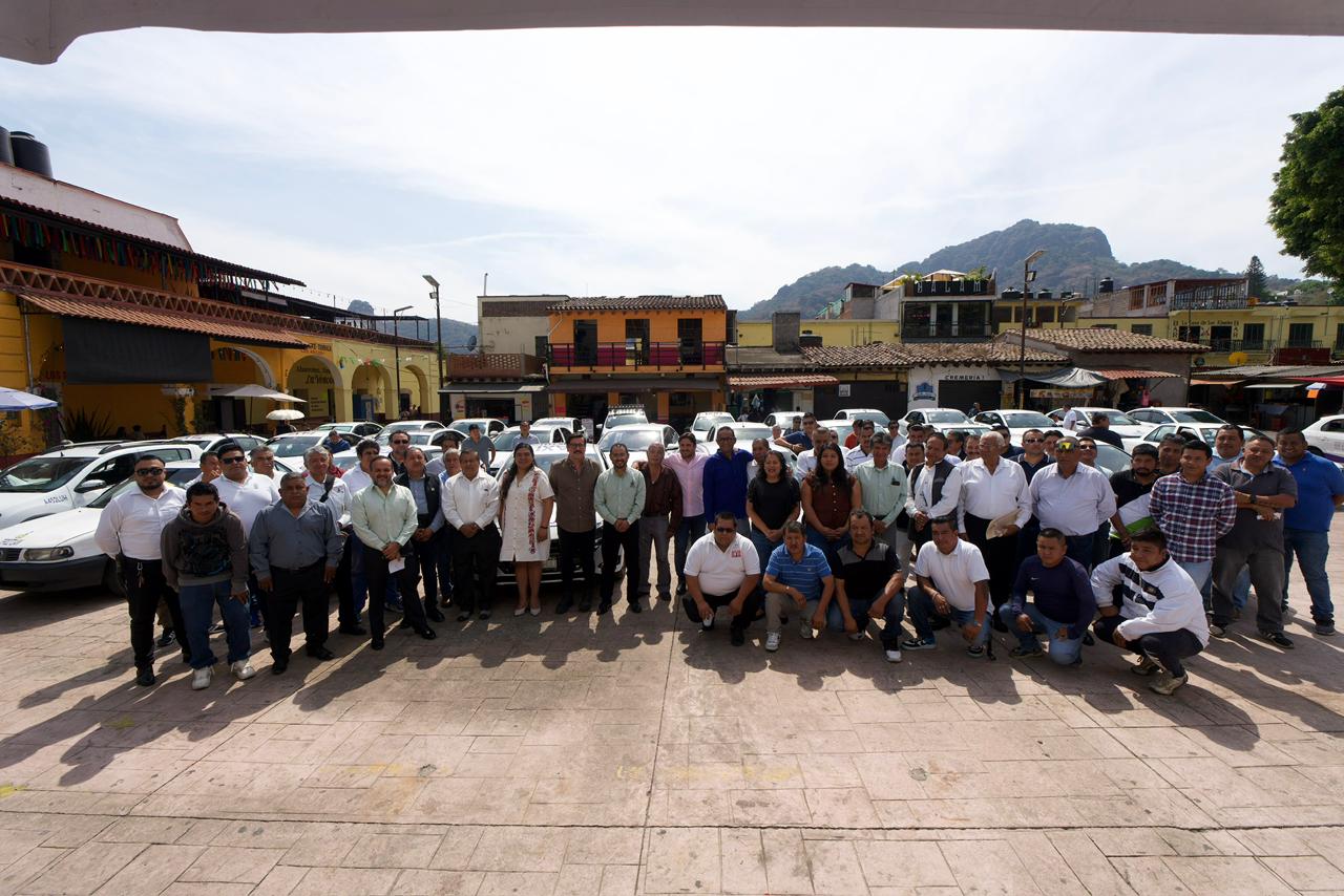 Refuerza Gobierno de Morelos capacitación turística para taxistas de Tepoztlán