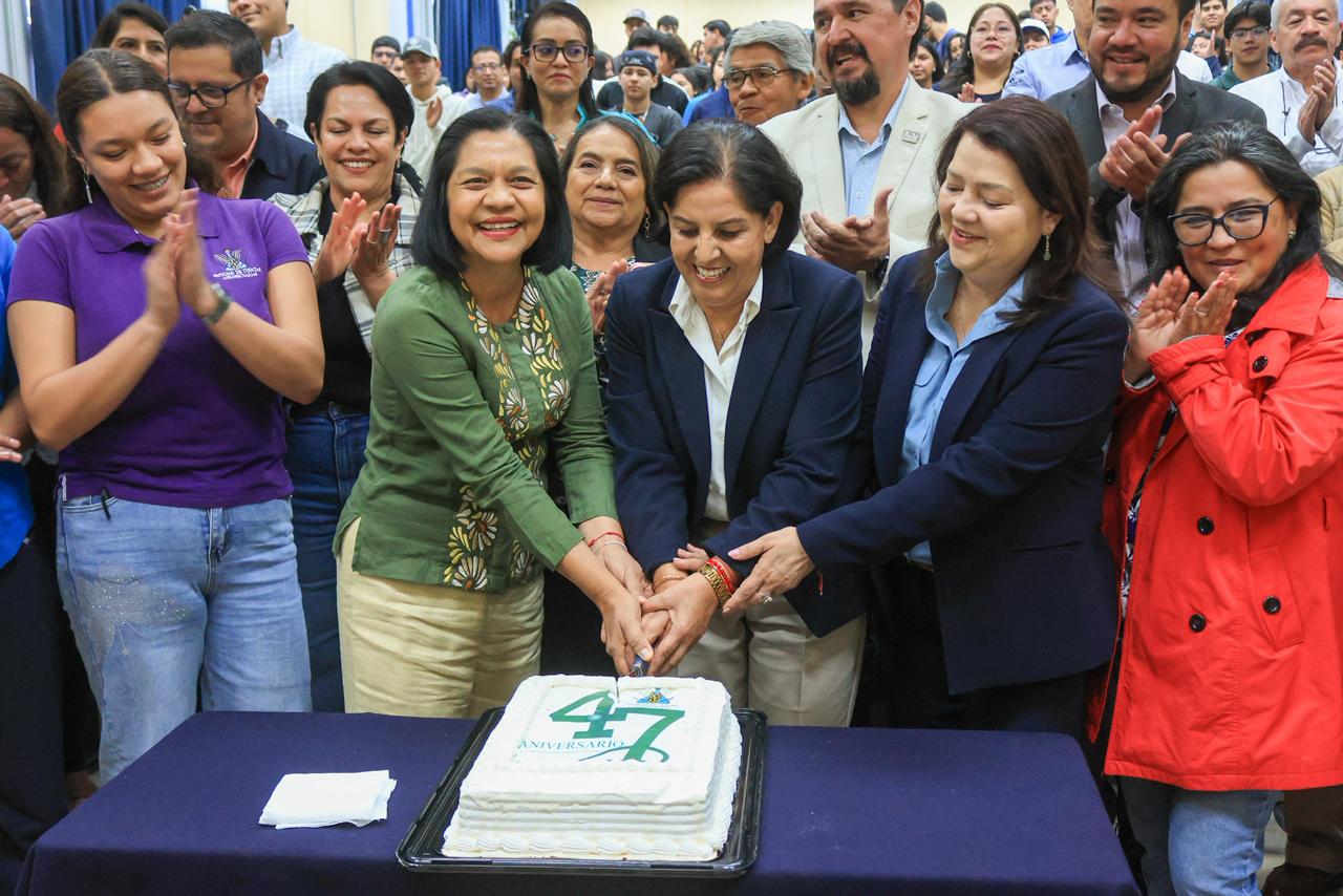 Refrenda Gobierno de “La tierra que nos une” alianza con la UAEM en el 47 aniversario de la Facultad de Ciencias Agropecuarias
