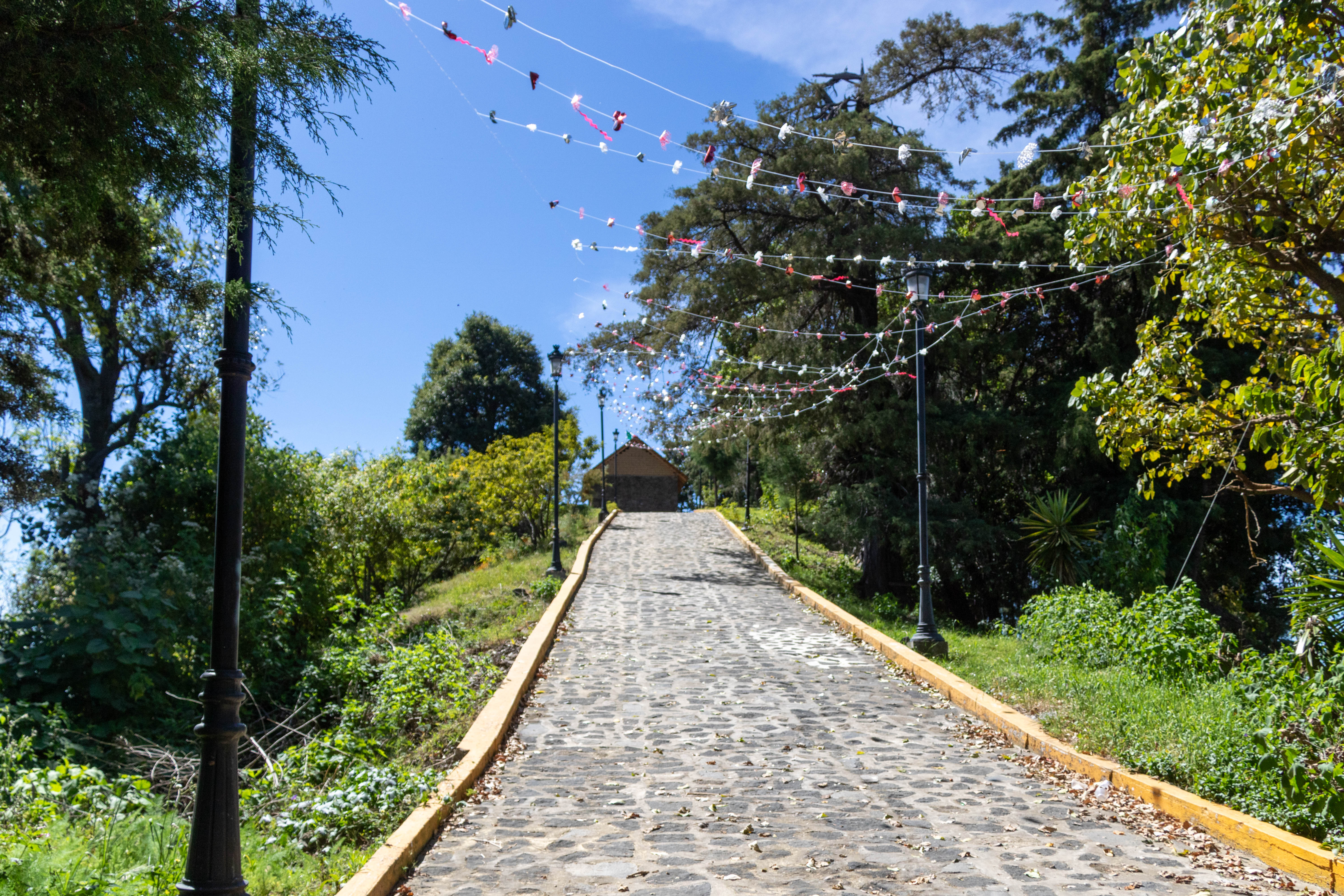 Subida Iglesia Barrio San Miguel
