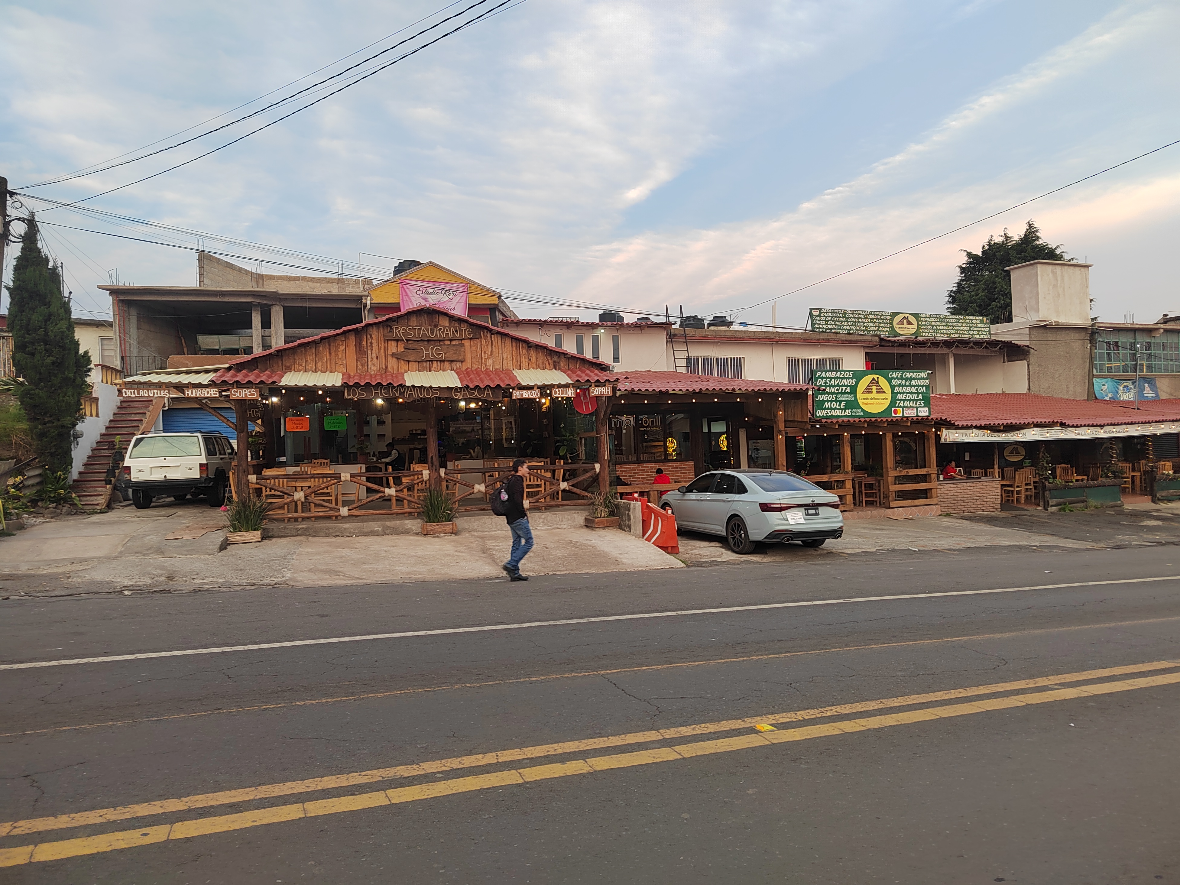 Carretera Tres Marías