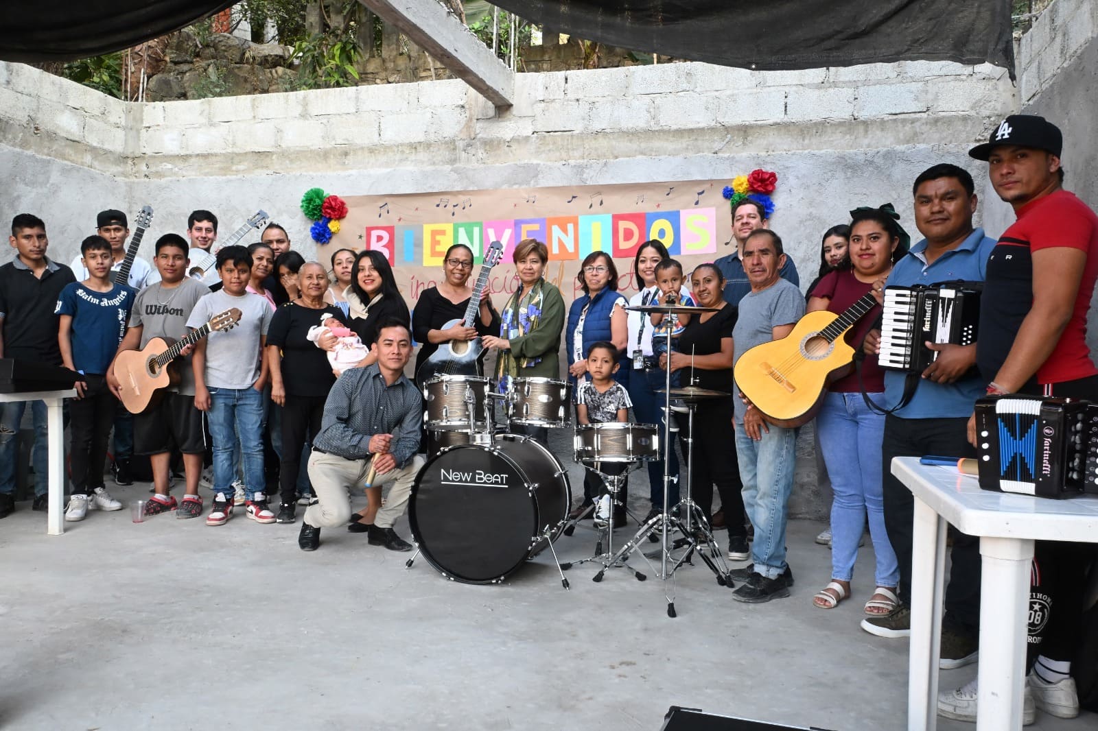 Promueve Secretaría de Bienestar enseñanza musical a personas de todas las edades a través del programa Petate de Colores Promueve Secretaría de Bienestar enseñanza musical a personas de todas las edades a través del programa Petate de Colores