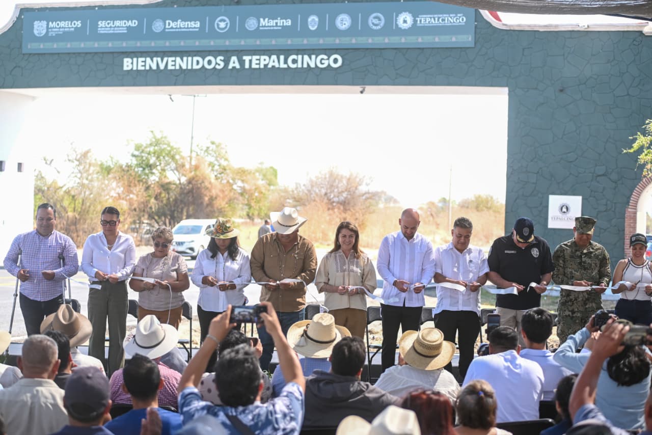 Fortalece gobierno de Margarita González Saravia estrategia estatal de seguridad con instalación de arco de videovigilancia en Tepalcingo