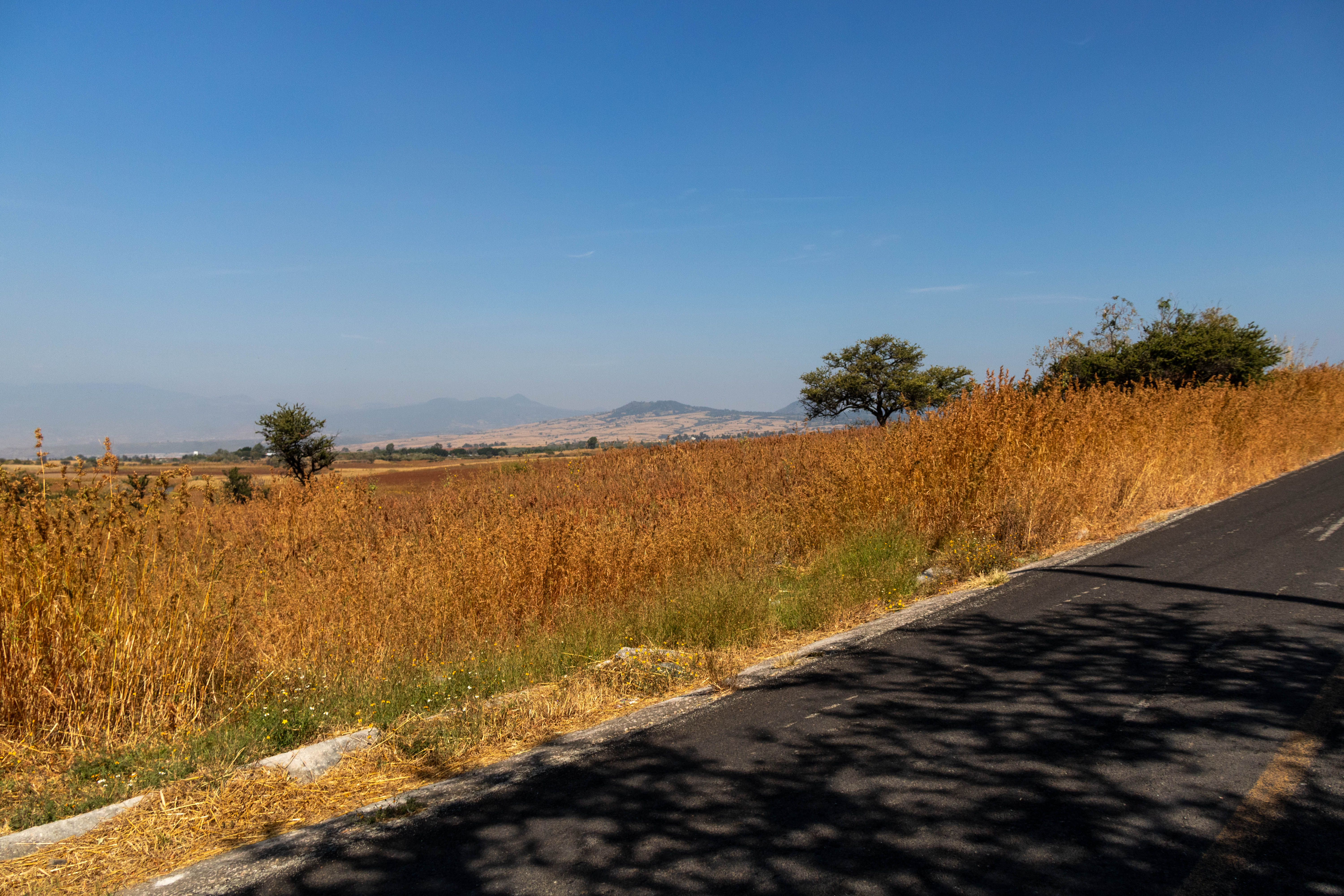 Carretera en Capilla de la Cruz de Lima