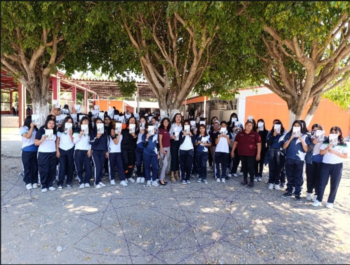 Acerca Secretaría de las Mujeres derechos y memoria del 08 de Marzo a comunidad educativa de Ayala Acerca Secretaría de las Mujeres derechos y memoria del 08 de Marzo a comunidad educativa de Ayala