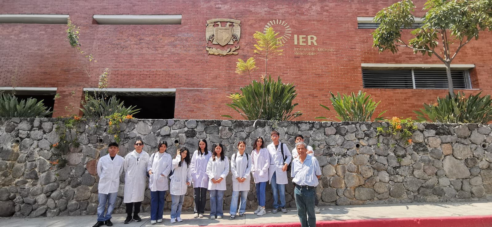 Realizan alumnos de la UTEZ visita al instituto de energías renovables de la UNAM