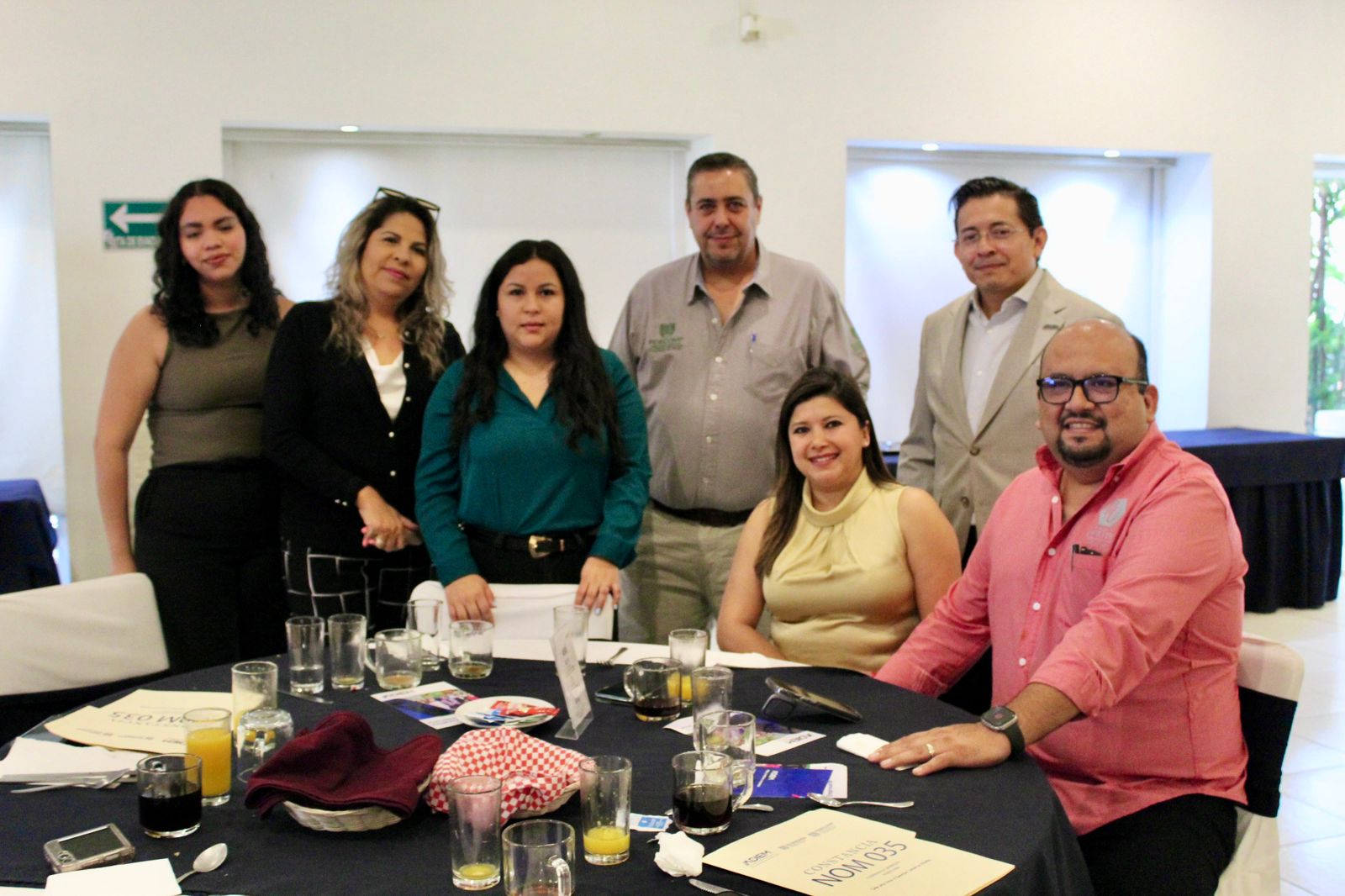 Entrega Gobierno del estado constancias del Programa Morelos Productivo a empresas de la entidad