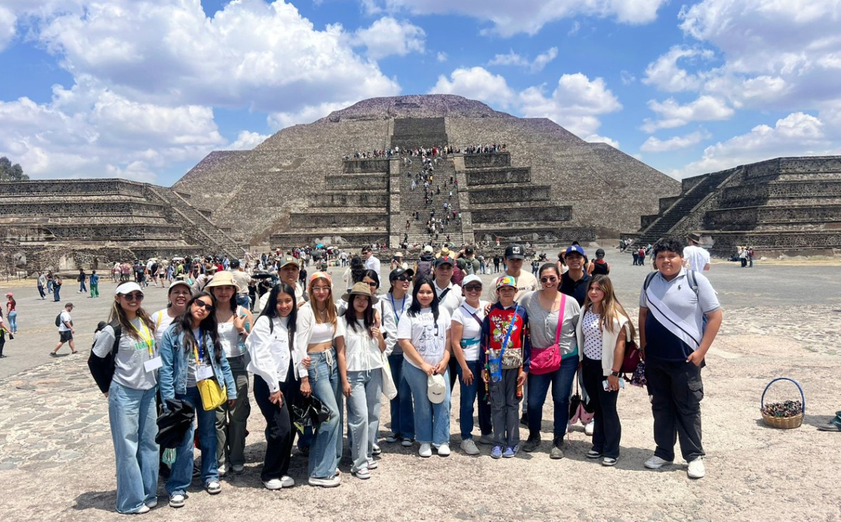 Fortalece UTSEM formación práctica de estudiantes de turismo con tour académico en Teotihuacán