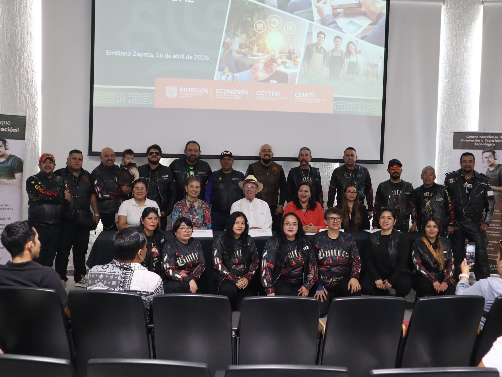 Fortalece Gobierno de Morelos emprendimientos con entrega de títulos de marca y pasarela de innovación