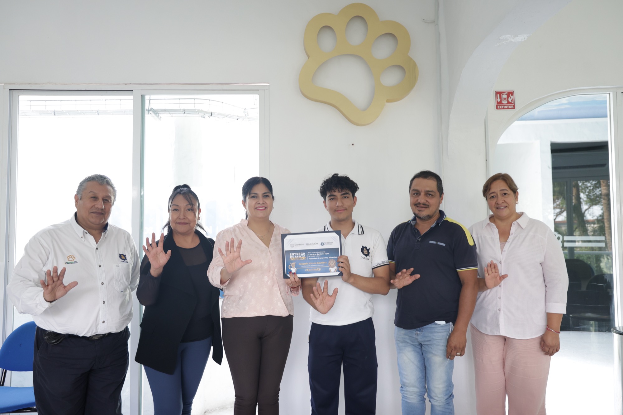 Impulsa Cobaem talento estudiantil en Torneo Nacional de Debate