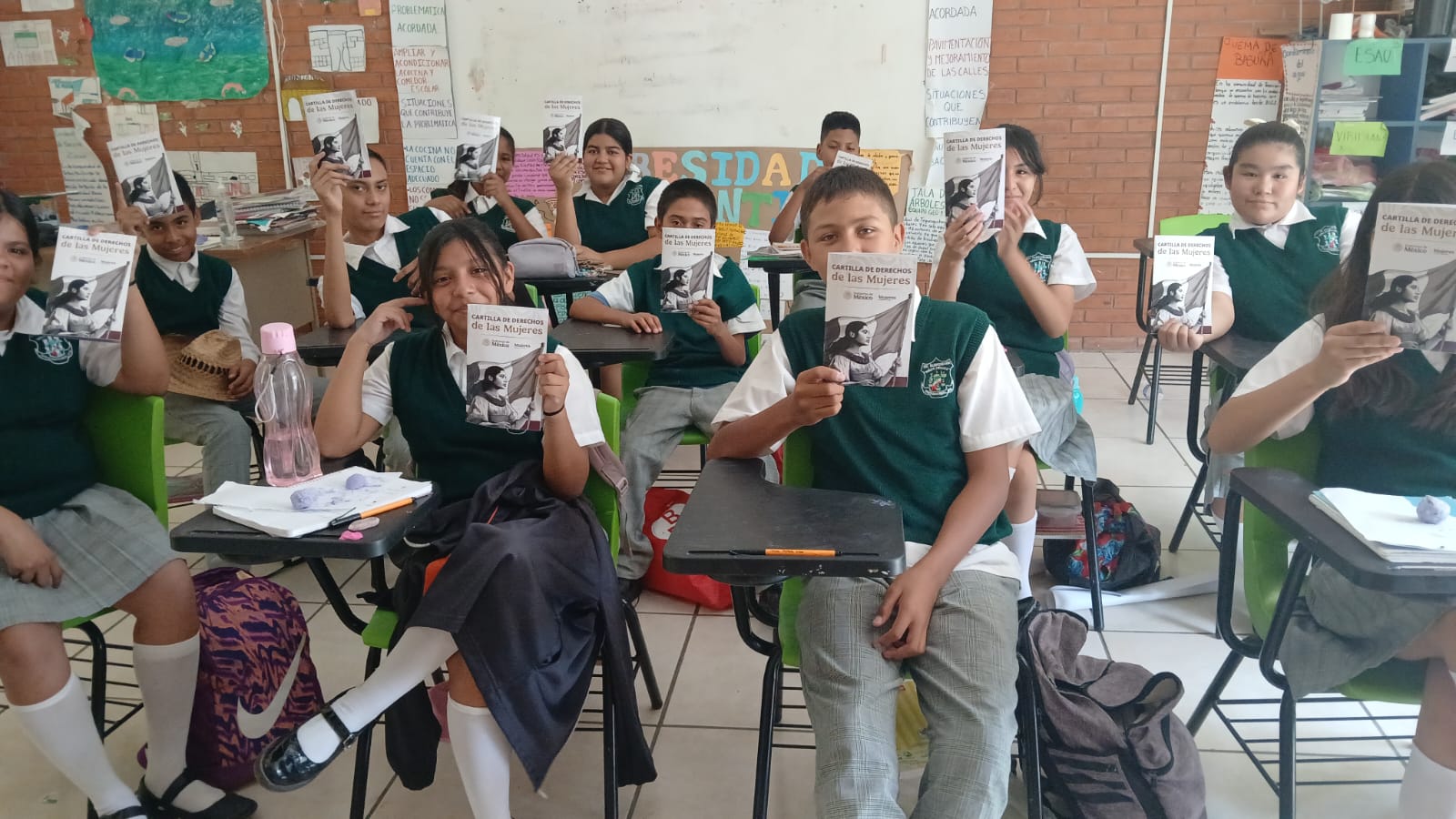 Abre Secretaría de las Mujeres caminos de autonomía económica a través de oficios