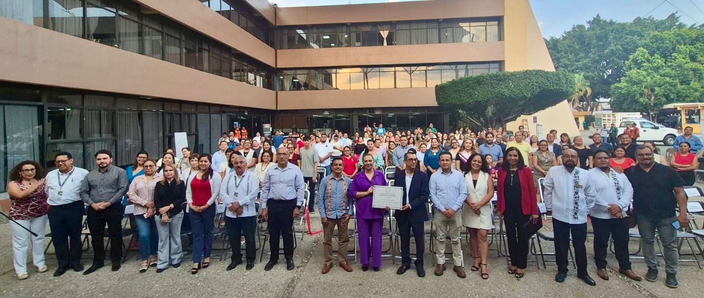 Impulsa IEBEM actualización docente en el 68° Aniversario del CAM Cuernavaca