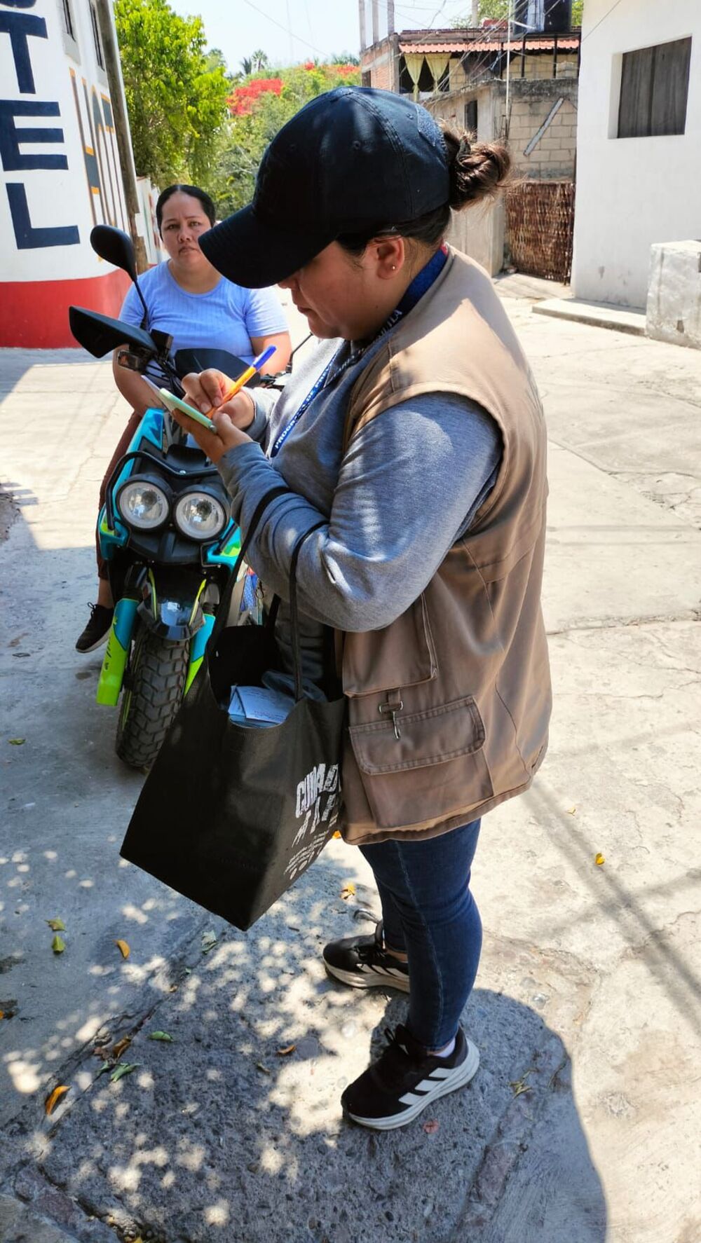 Autoridades sanitarias aplican más de 700 dosis en campaña antirrábica en Puente de Ixtla