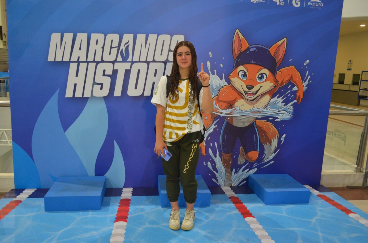 Logra Sofía Salgado bronce en la disciplina de natación