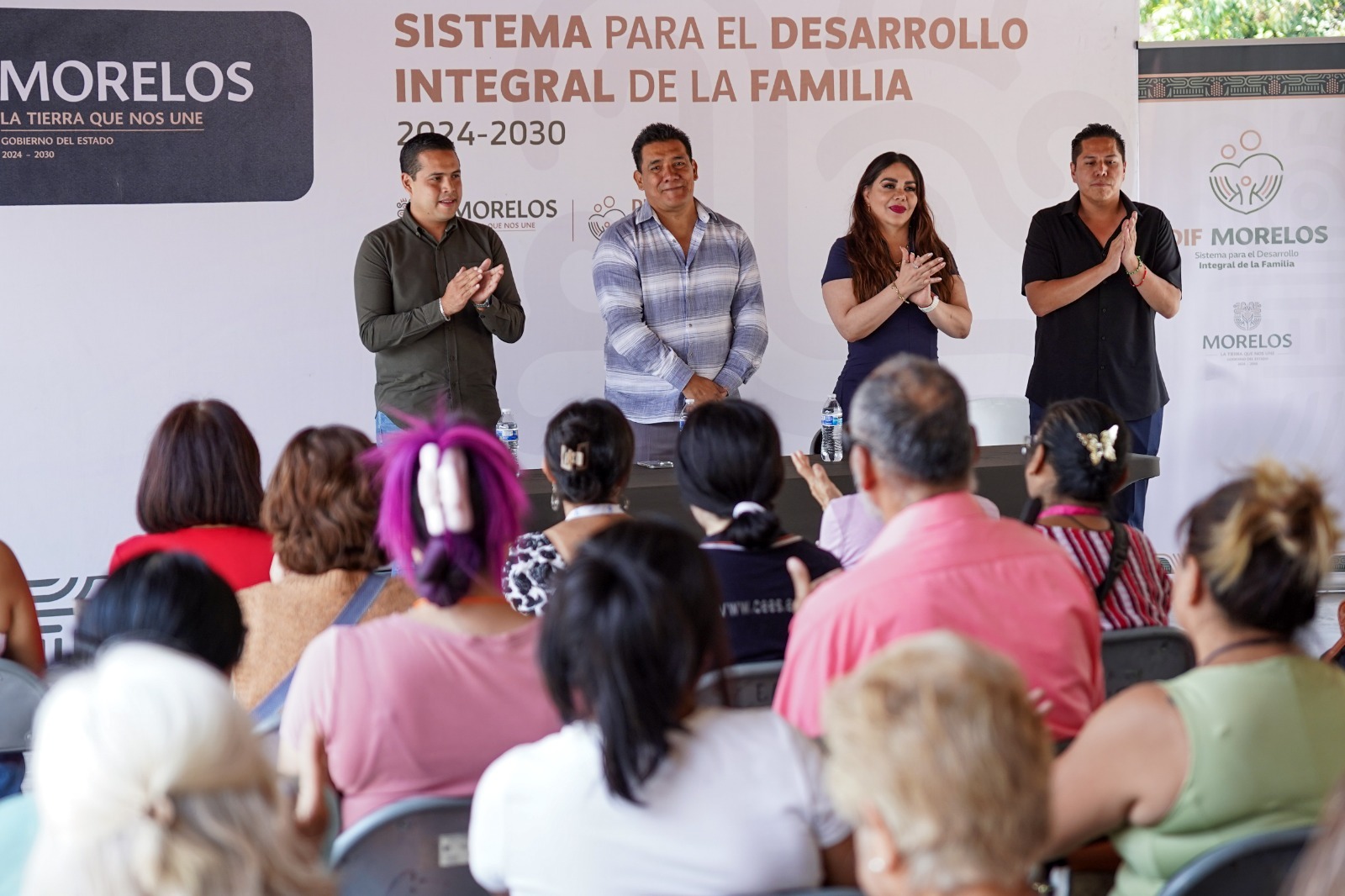 Reconoce SEDIF esfuerzo y participación de la ciudadanía en cursos de capacitación para el trabajo