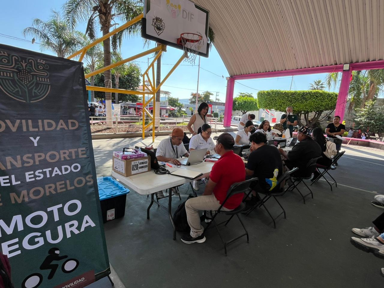 Acerca Gobierno de Morelos servicios de movilidad a municipios con módulos itinerantes