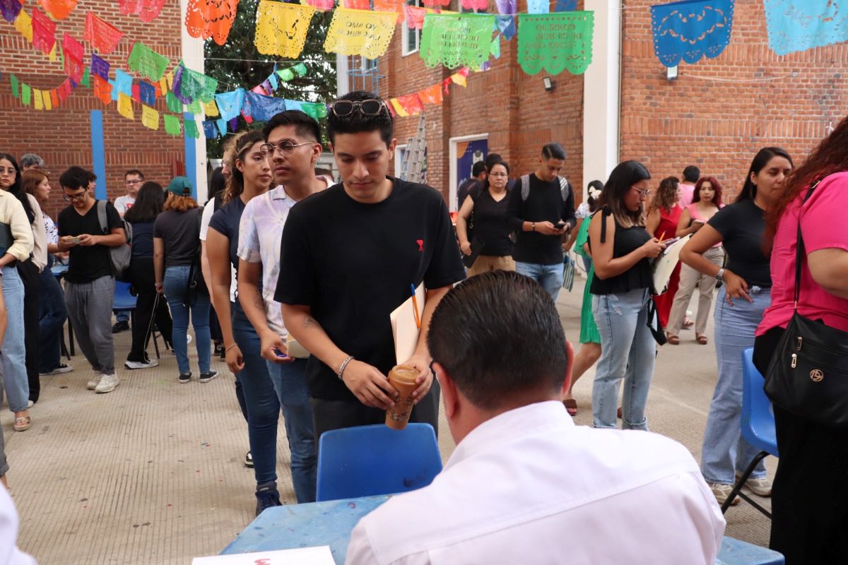  Formaliza Gobierno de Morelos apoyos directos a emprendedores para adquisición de maquinaria y equipo