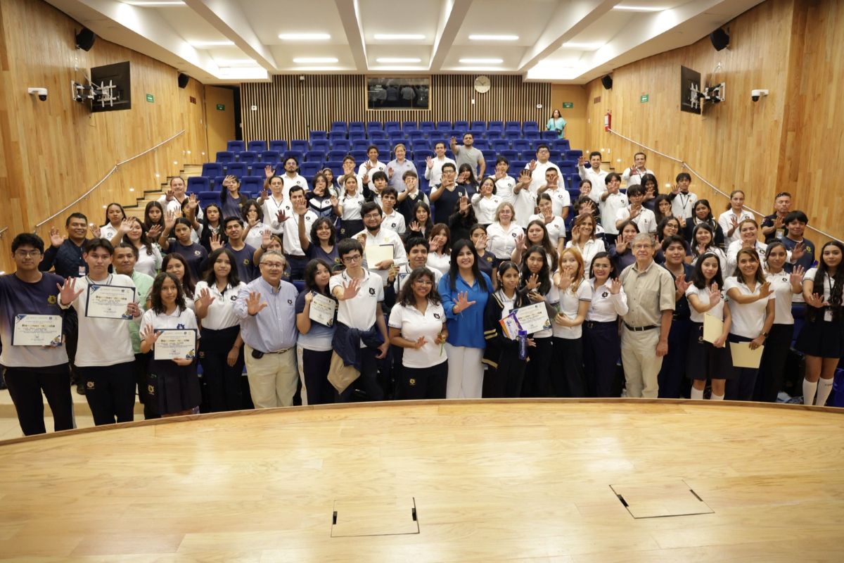 Reconoce Cobaem talento científico en el IX Concurso Estatal de Biología