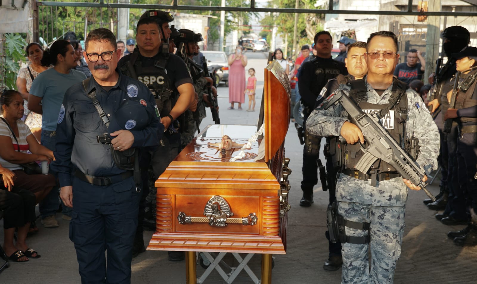 Rinde SSPC homenaje a elementos caídos en cumplimiento de su deber en Tlaltizapán