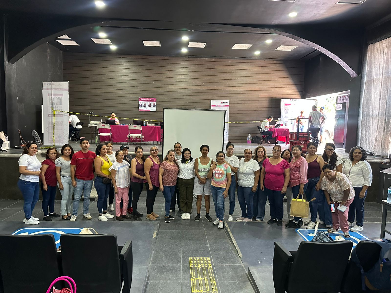 Avanza Gobierno de Morelos constitución de cooperativas textiles en Tetecala y Jiutepec