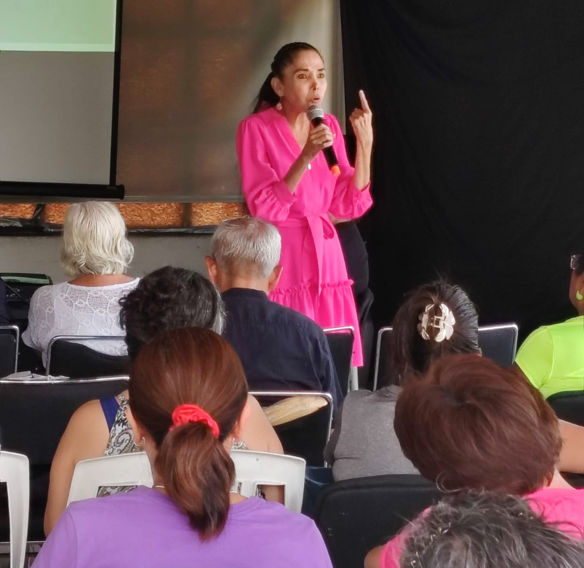 Fortalece Instituto de Crédito bienestar y autocuidado de personas jubiladas y pensionadas
