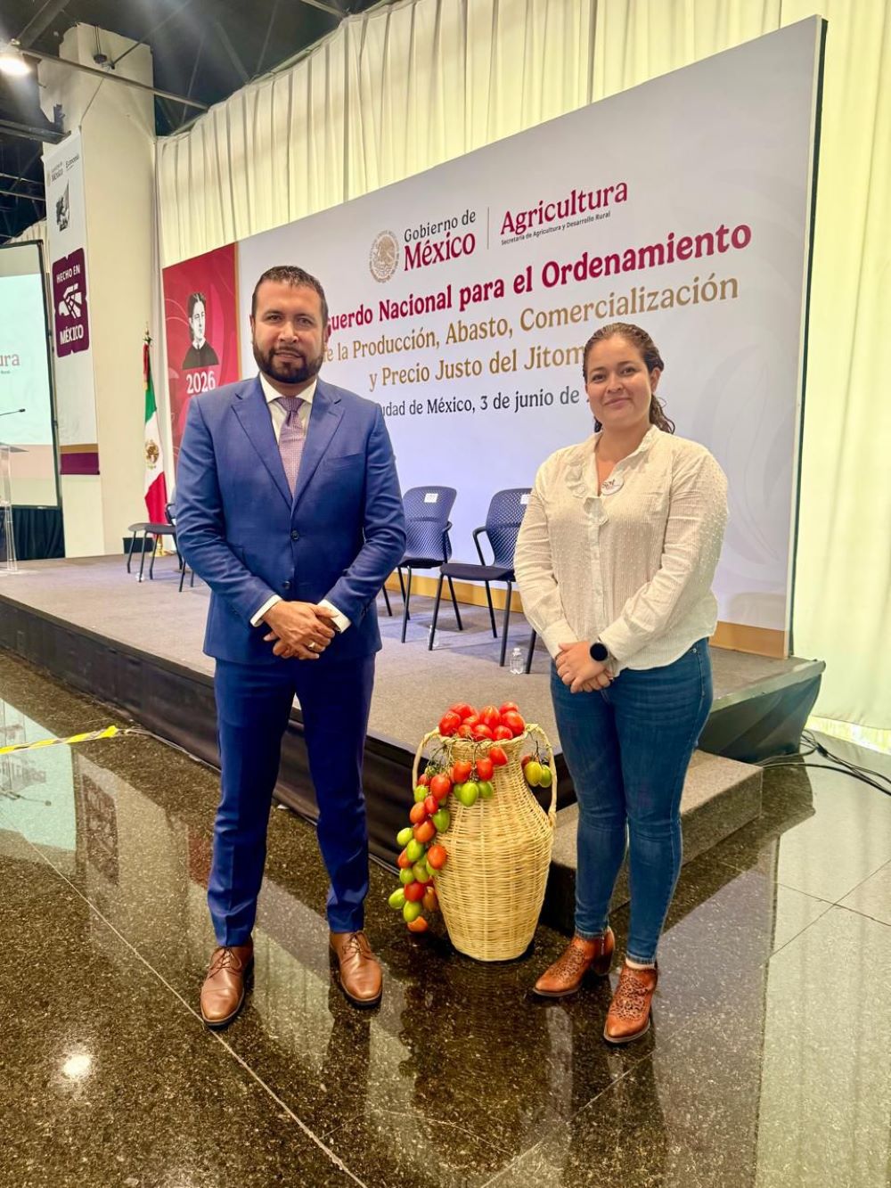 Vincula UTSEM a Morelos con estrategia nacional para fortalecer la producción y comercialización de jitomate