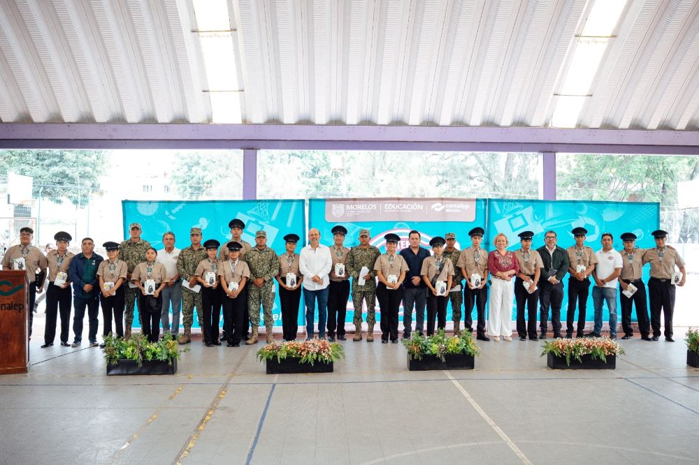 Participan estudiantes de nivel medio superior en Encuentro Interconalep de Bandas de Guerra 2026