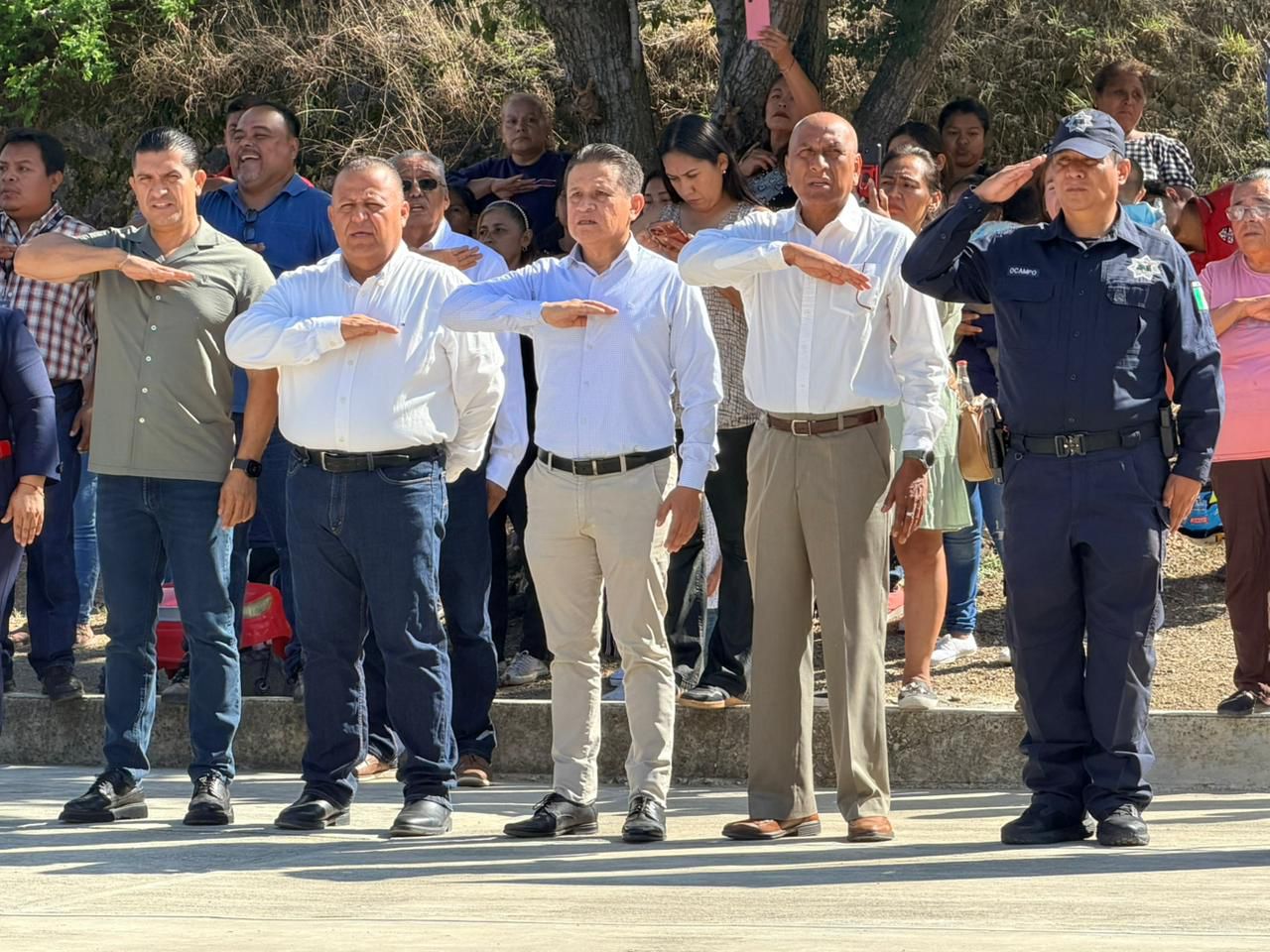 Cumple IEBEM compromiso con comunidad escolar de Loma Bonita en Jiutepec