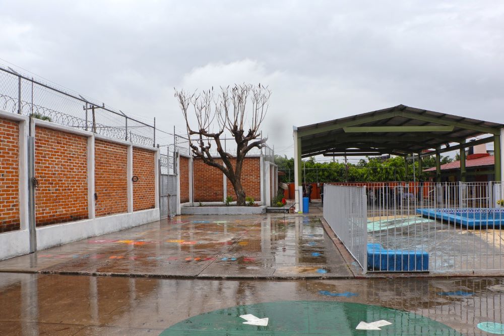 Favorece INEIEM desarrollo educativo con obras de infraestructura en planteles de Jiutepec