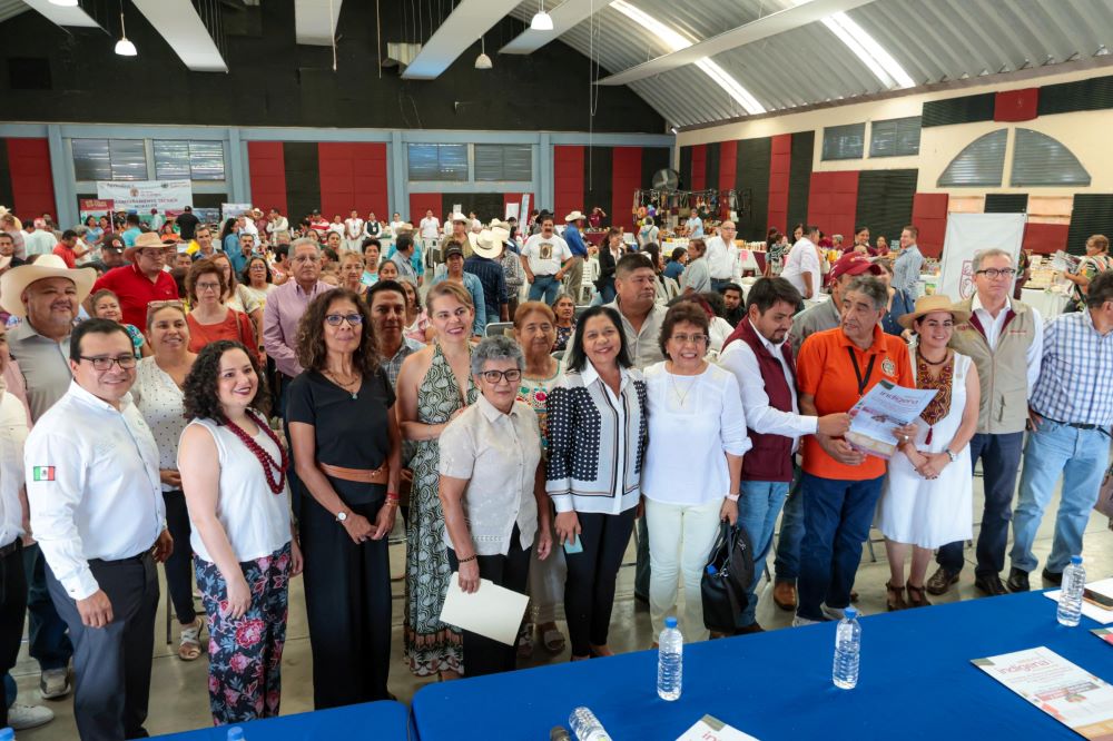 Participa Gobierno de Morelos en asesorías a mujeres rurales durante las caravanas para mujeres en la propiedad social
