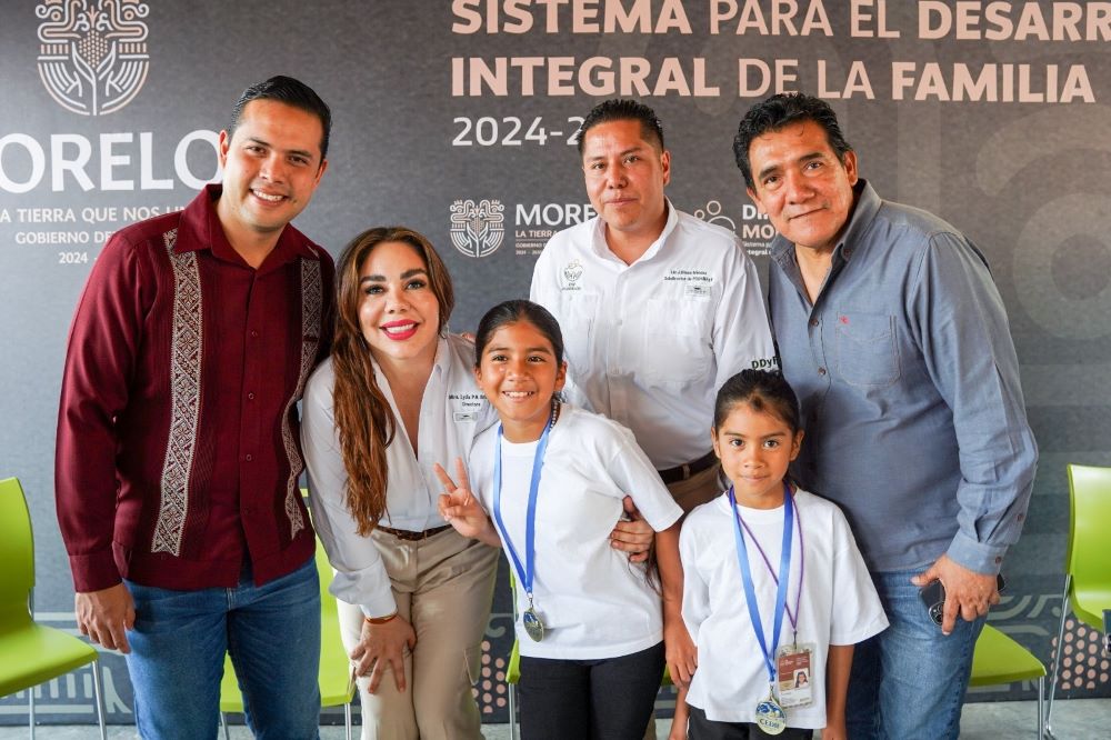 Concluye SEDIF taller de natación en el Centro de Desarrollo Integral Familiar 2026