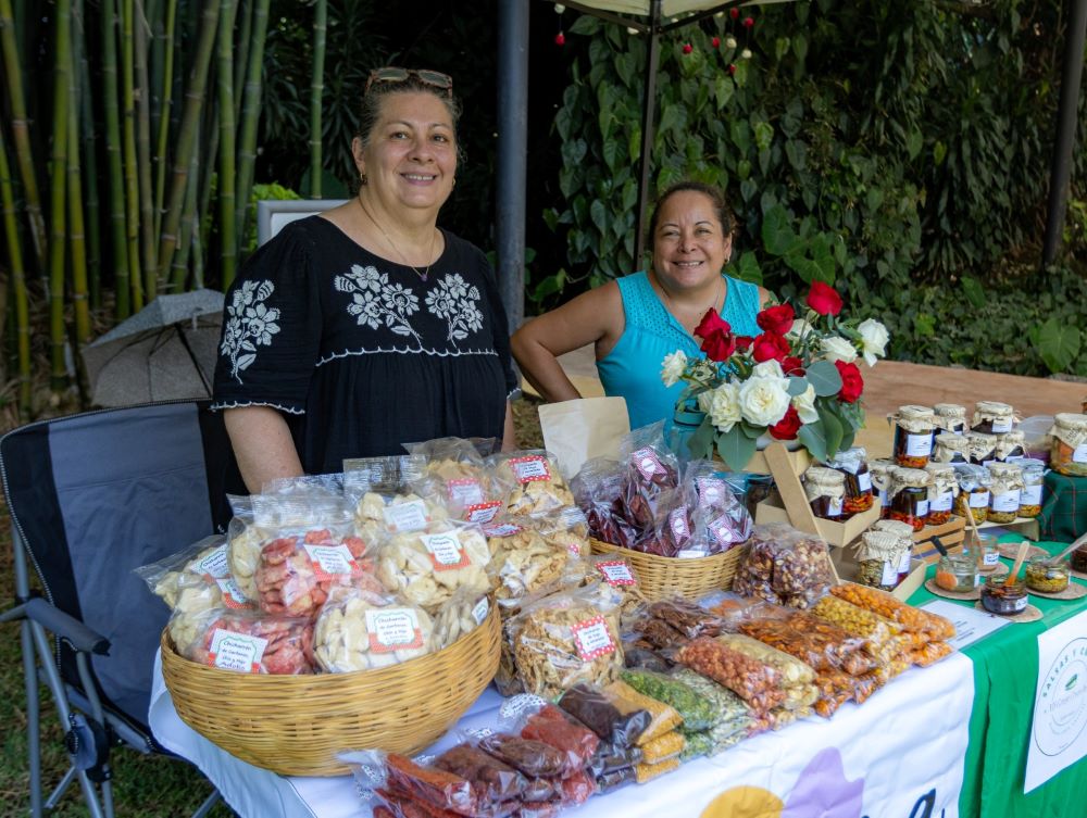 Posiciona Morelos la calidad de sus rosas en encuentro gastronómico y cultural