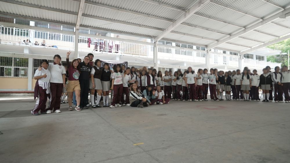 Acerca Gobierno de Morelos la tecnología a estudiantes de Cuernavaca