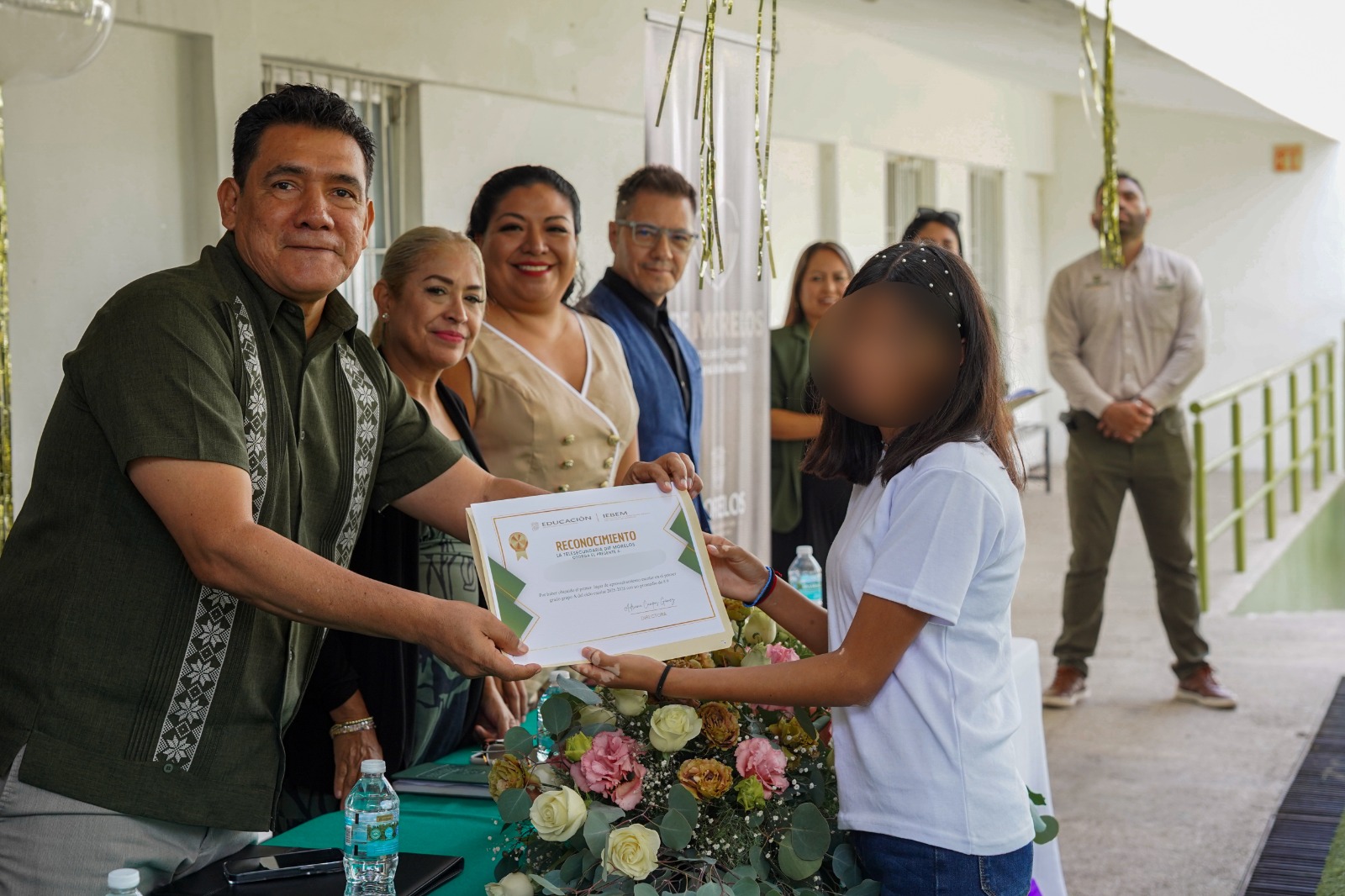 Triunfa usuaria del Centro de Asistencia Social para Adolescentes en Concurso Literario sobre Símbolos Patrios