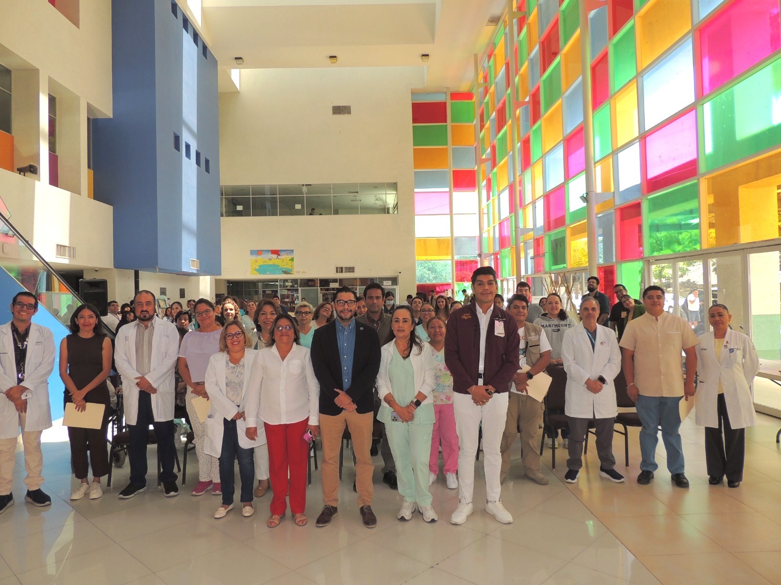  Promueve Hospital de la Niñez Morelense hábito de la lectura con la Primera Feria del Libro