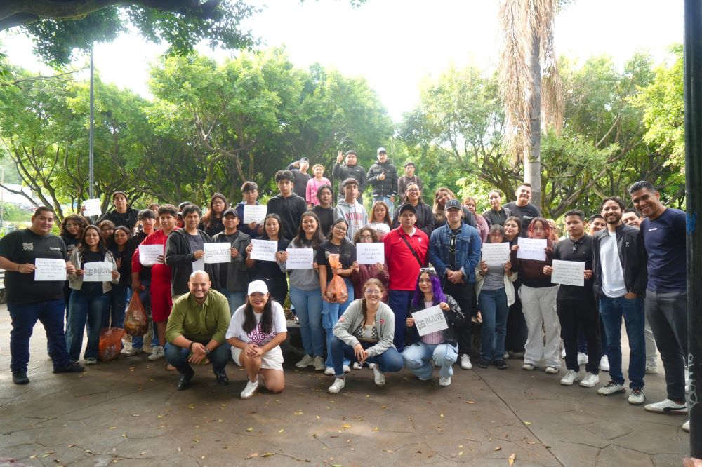 Participan jóvenes morelenses en los tequios por la transformación y cortos por la paz en Cuernavaca