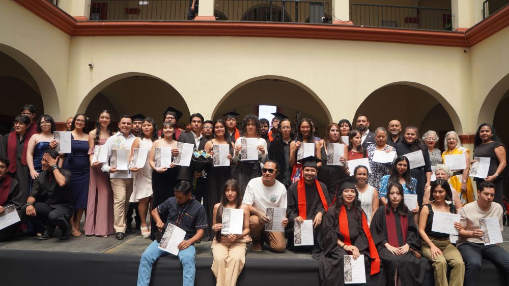 Celebra CMA la graduación de 73 nuevas y nuevos Profesionales del Arte