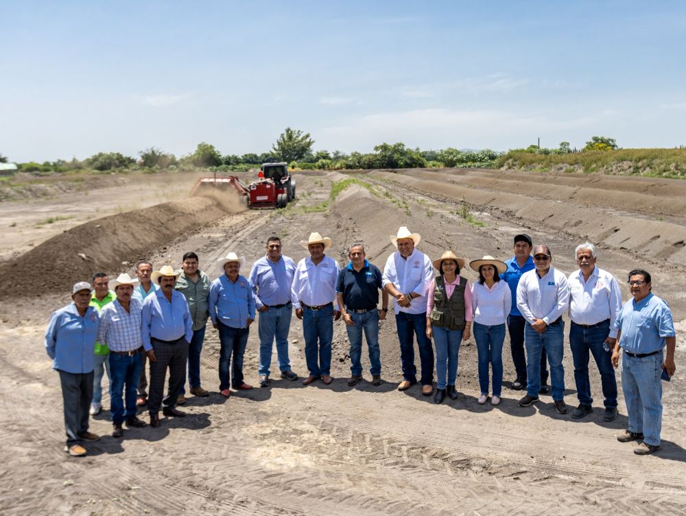 Transforma Gobierno Estatal residuos de la industria azucarera en biofertilizante