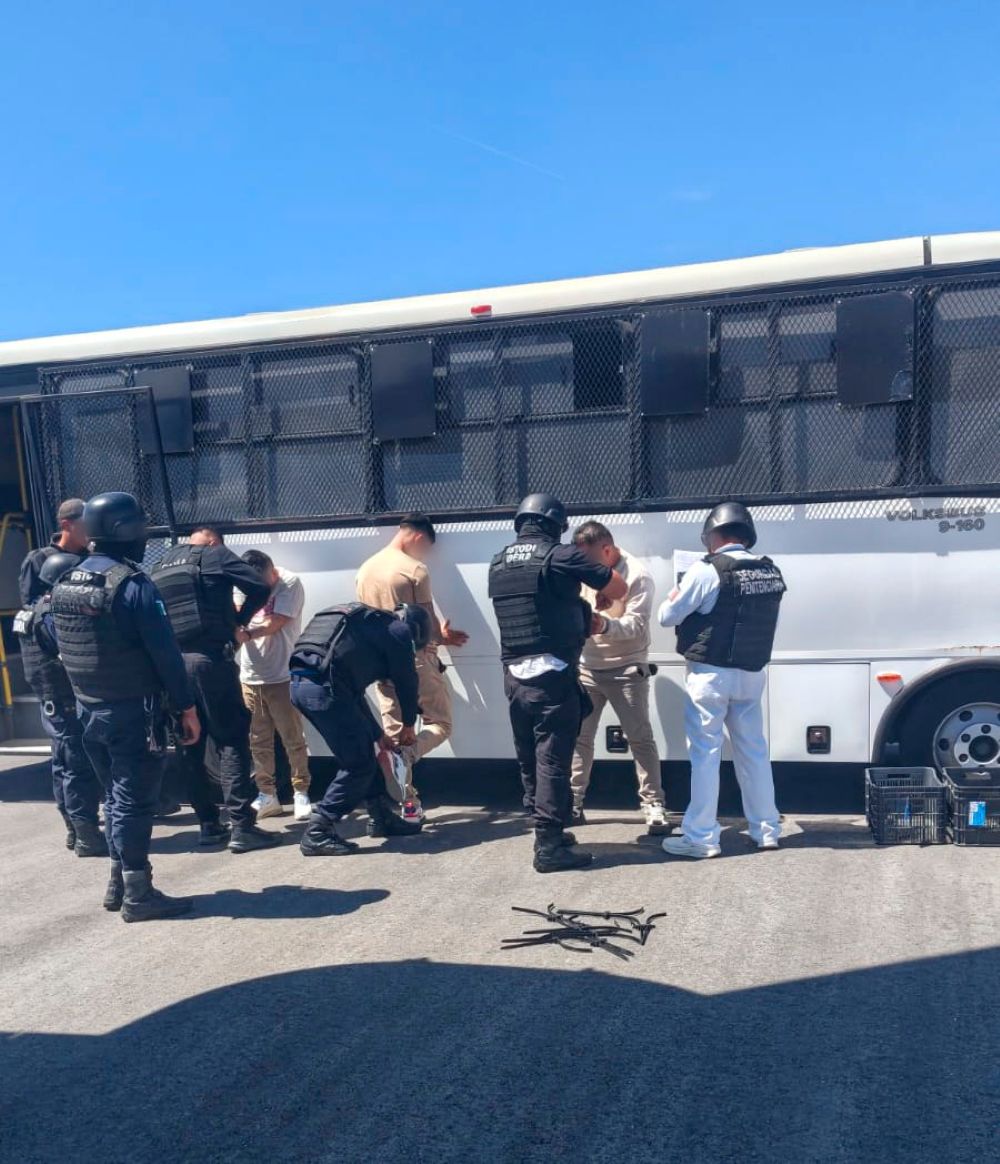 Traslada SSPC Morelos A Ocho PPL relacionados con el delito de extorsión a un Centro Federal para fortalecer Seguridad Penitenciaria