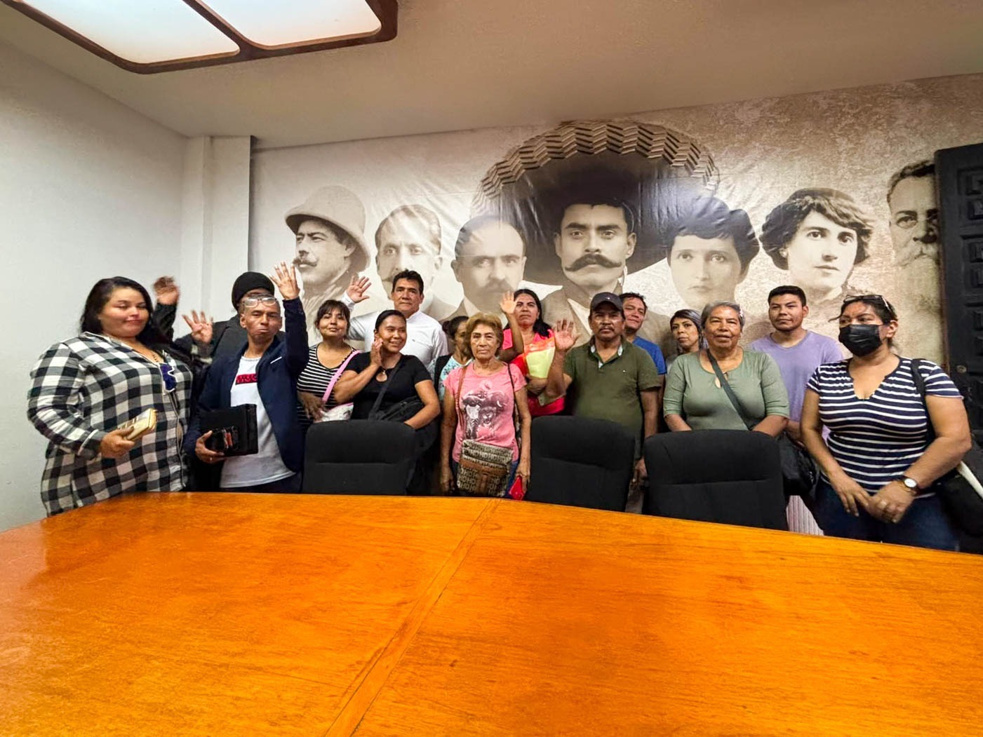 Atiende SEDIF a ciudadanos de patios de la estación en Cuernavaca